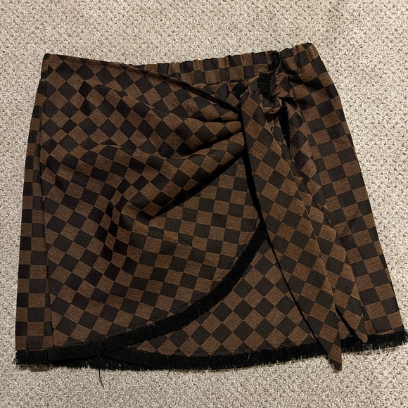 Judith March Dresses & Skirts - NWT Judith March wrap skirt